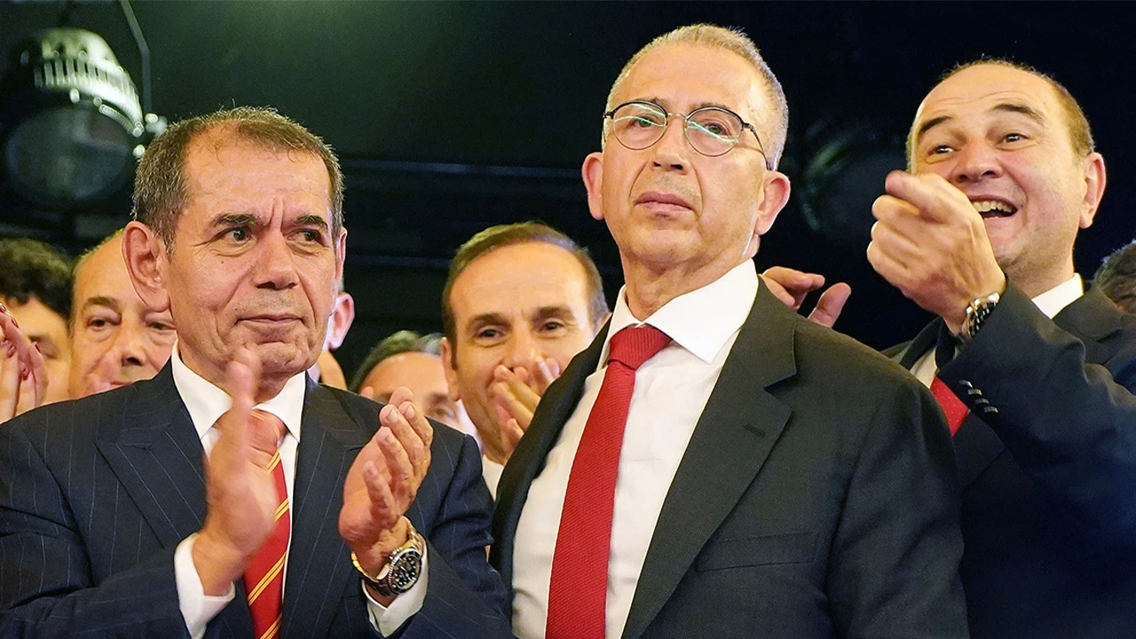 Galatasaray'da 'koltuk kavgası'! "Kalk yerimden burası benim koltuğum"