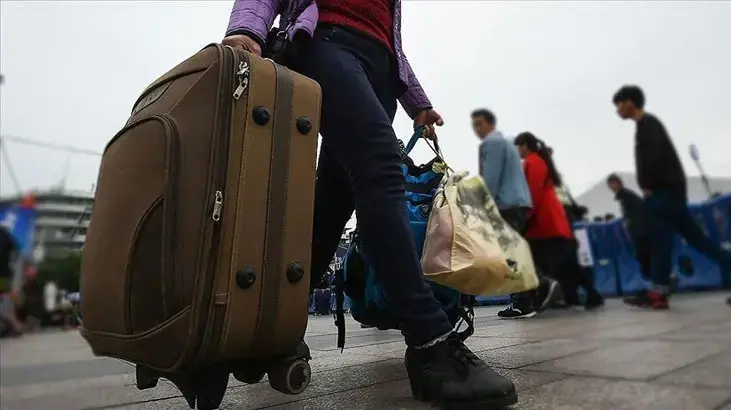 Geçici koruma kapsamındaki yabancılara çalışma izni muafiyeti getirildi