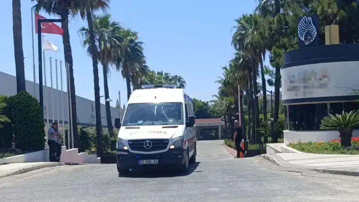 Antalya’daki otelde klor gazı paniği! Çok sayıda kişi hastanelik oldu