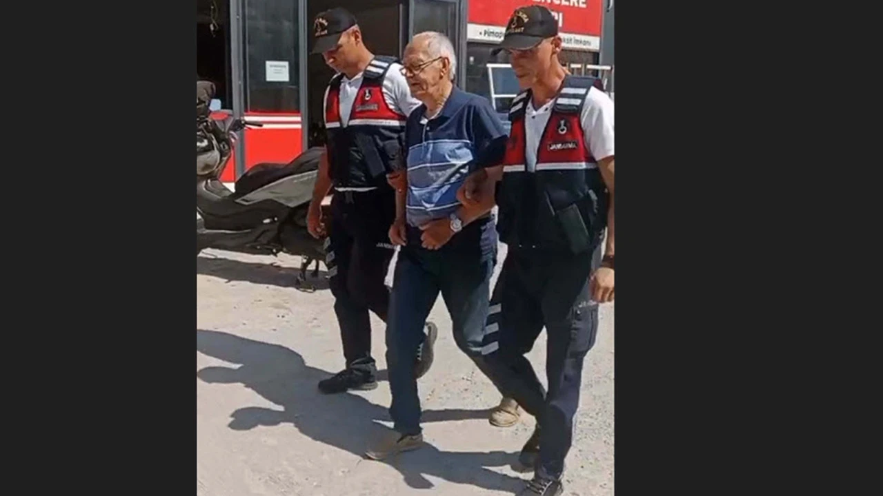 Kuşadası’nda esnaf kooperatifine operasyon: Başkan Öten gözaltı alındı