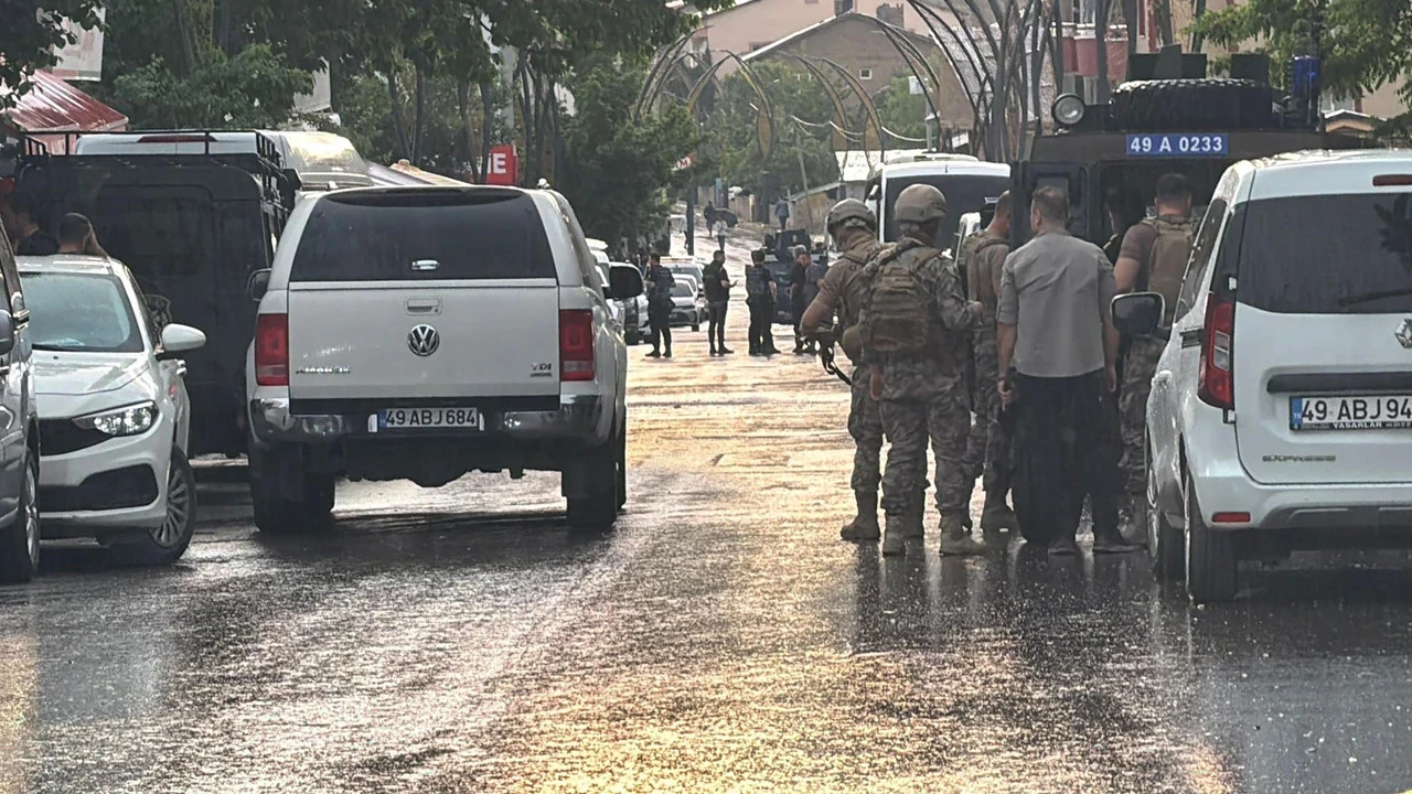 'Teslim Ol' çağrısına kurşunla karşılık verdi: Muş'taki dehşet evinde feci son