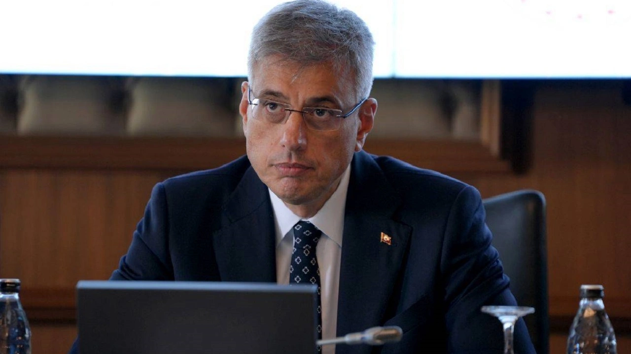 Sigara yasakları derinden hissedilecek! Bakan açıklama yaptı