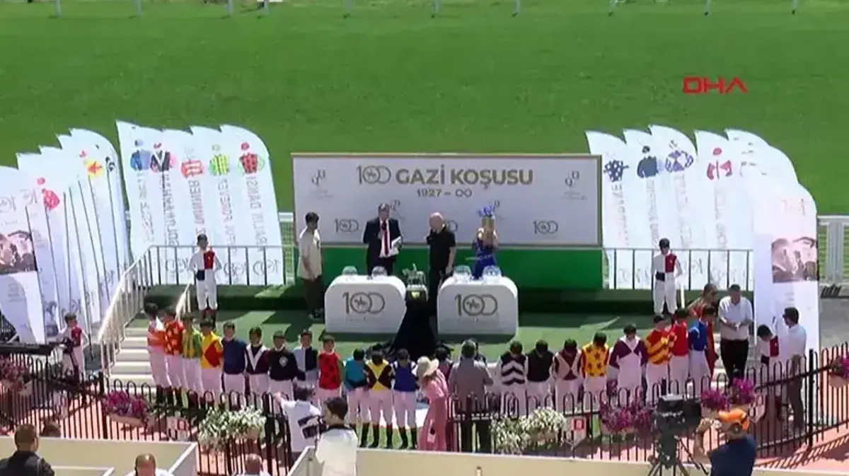 100’üncü Gazi Koşusu öncesi 'Yıldızlarla Kahvaltı' etkinliği yapıldı