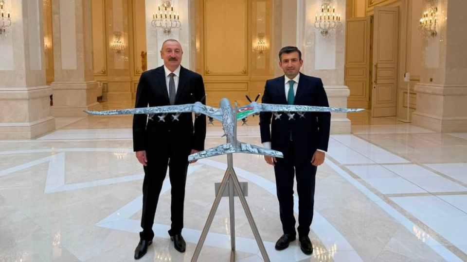 Azerbaycan Cumhurbaşkanı Aliyev, Selçuk Bayraktar'ı kabul etti