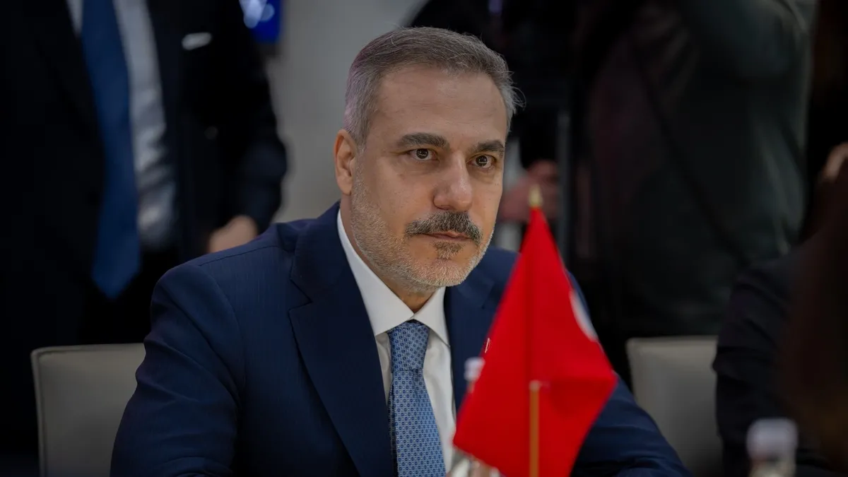Bakan Fidan'dan Kahire seferi! Türkiye-Mısır-Pakistan-Suudi Arabistan bakanlar toplantısına katılacak