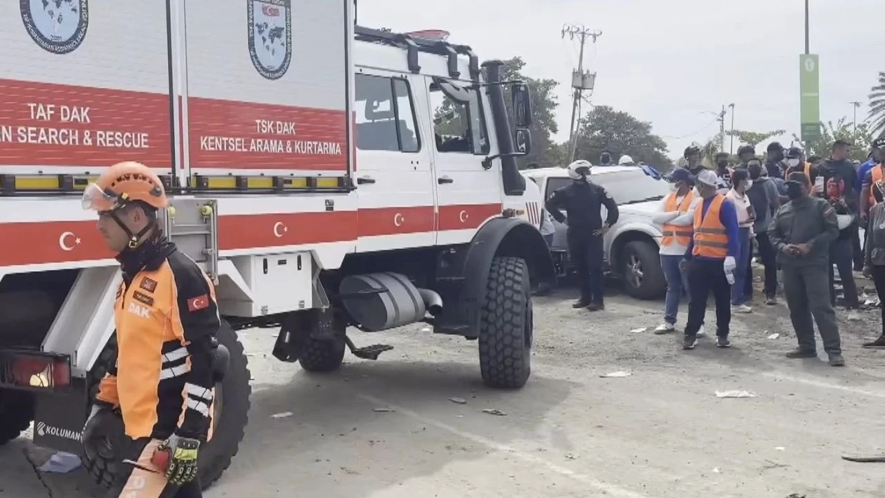 Türkiye’nin yardım eli Venezuela’da: TSK ve AFAD enkaz altında umut arıyor