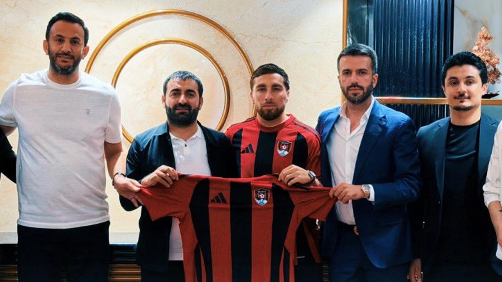 Vanspor, Orkun Kökçü'nün kardeşini transfer etti