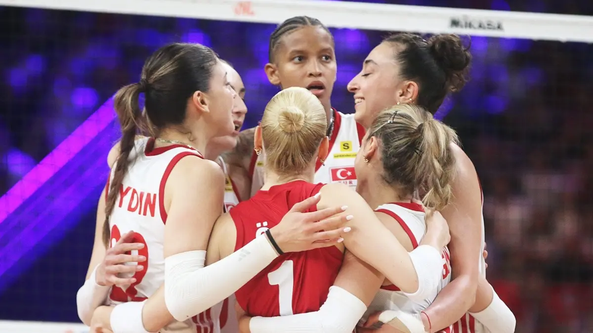 Final setinde yıkıldık! Filenin Sultanları, ABD'ye kaybetti