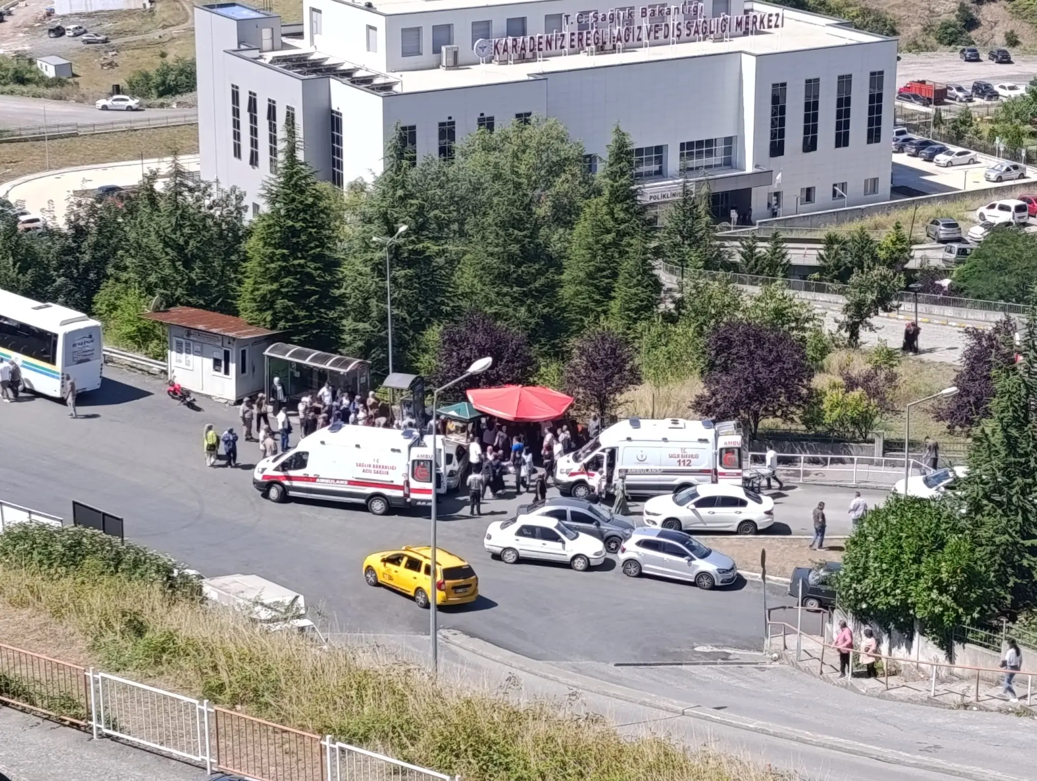 Zonguldak'ta faciaya ramak kala: Kontrolden çıktı kalabalığa daldı