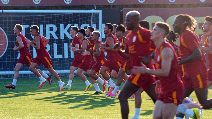 Galatasaray, Ligue 1 ekibi Rennes ile hazırlık maçı yapacak