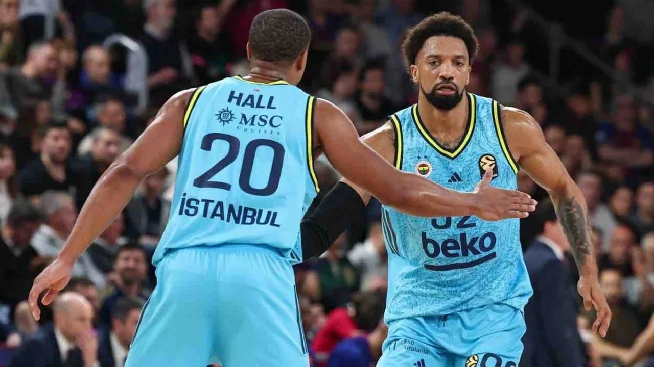 Fenerbahçe Beko'dan Üst Üste Ayrılık Açıklamaları