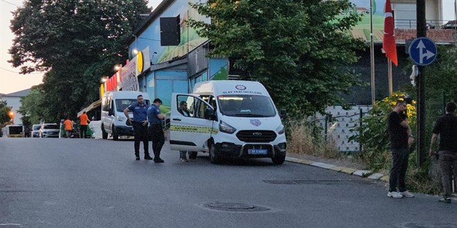 Özel okul sahibi, okulun idari işler müdürünü silahla yaraladı
