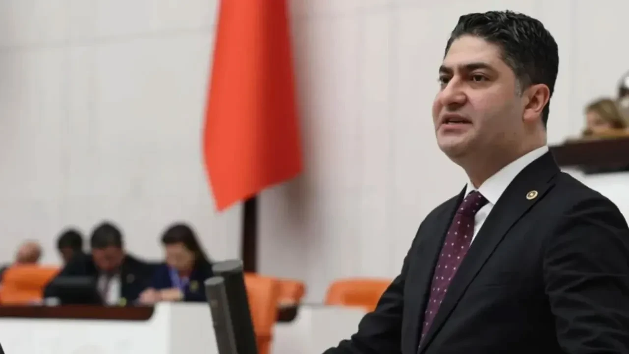MHP'li Özdemir’den şok çıkış: "Türkiye gündemini etkileyecek süreçler başlıyor"