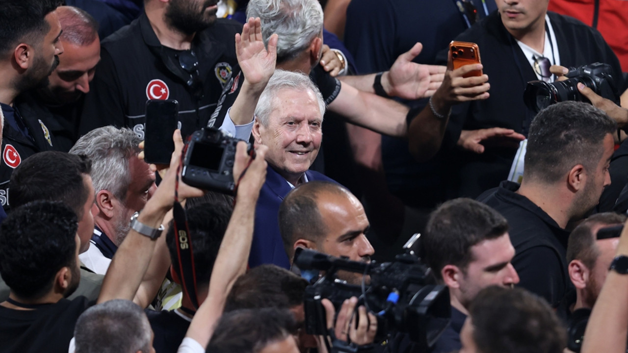 Borsada Aziz Yıldırım rüzgarı: Fenerbahçe hisseleri nasıl tepki verdi?