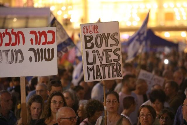 Tel Aviv'de Netanyahu karşıtı gösteri