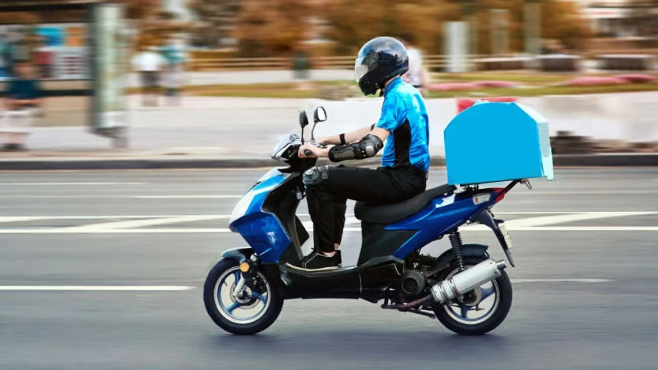 Motosiklet ve kuryelerin trafiğe çıkmasına yasak