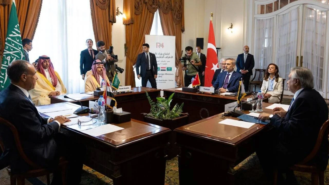 Türkiye, Mısır, Suudi Arabistan ve Pakistan'dan Kahire zirvesi: Gündem ABD-İran mutabakatı