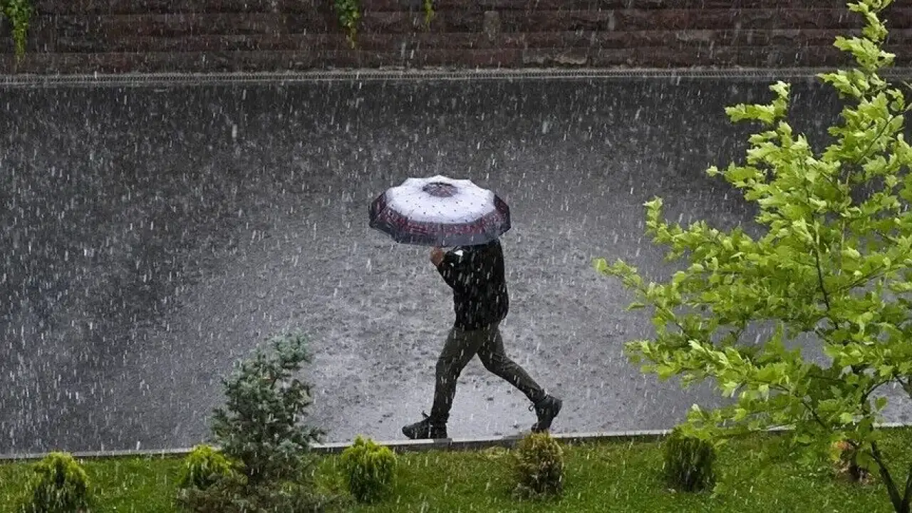 Meteoroloji'den 4 il için kuvvetli sağanak uyarısı