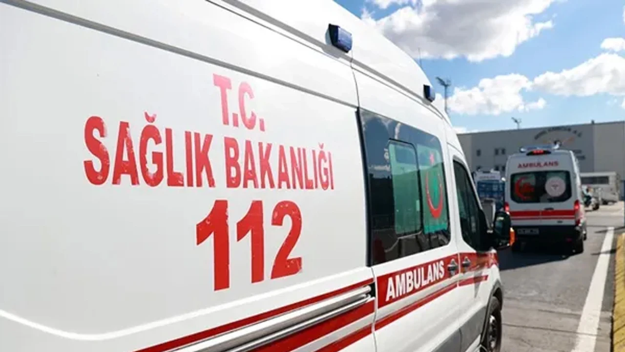 Uşak'ta trafik kazası: 1'i bebek 5 yaralı