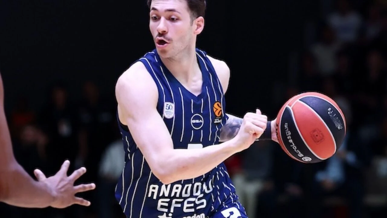 Galatasaray MCT Technic, milli basketbolcu Şehmus Hazer'i kadrosuna kattı