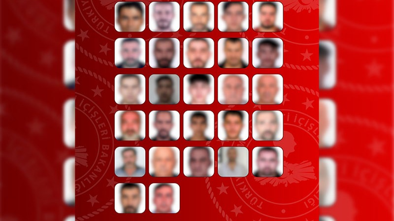 Yurt dışına kaçan 65 firari Türkiye'ye getirildi