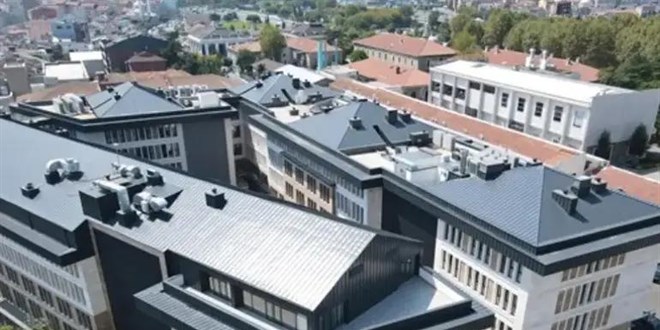 Şişli'de kız öğrenci yurdu tahliye ediliyor!