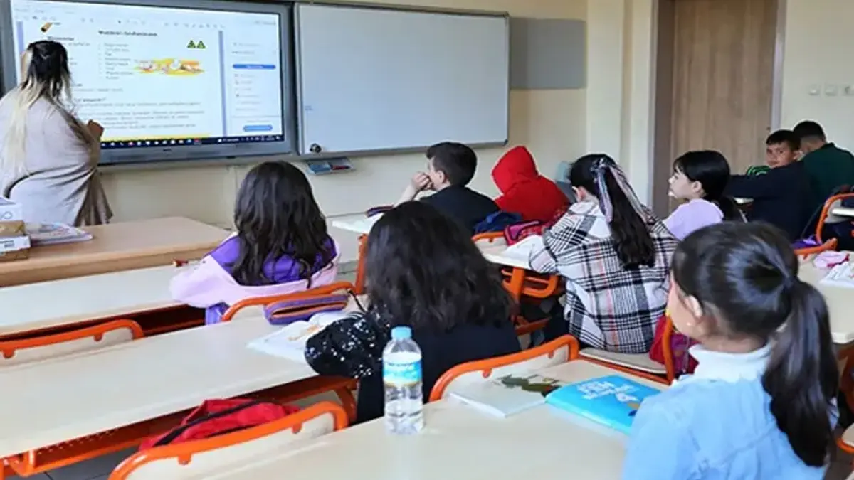 Anne hukuk mücadelesini kazandı! Okulun ‘Gölge öğretmen yalan söylüyor’ savunması çöktü