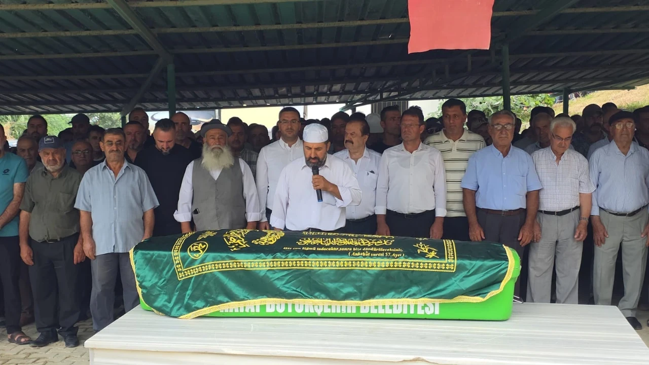 Suudi Arabistan'da ölen işçiler Hatay'da toprağa verildi