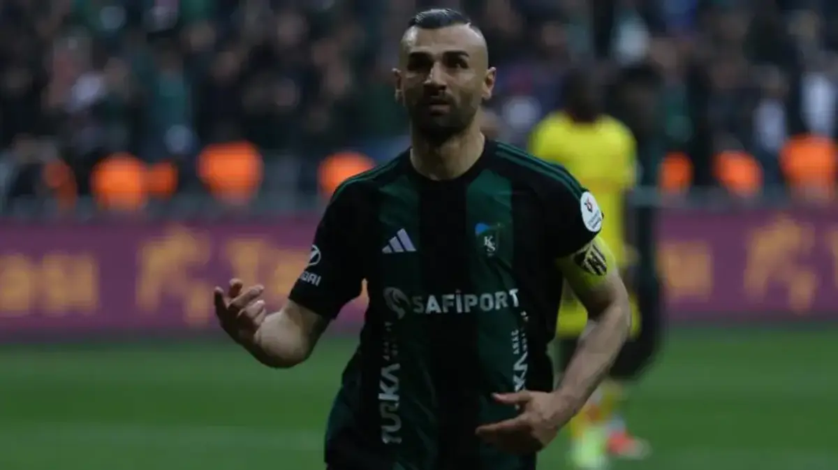 Kocaelispor dün Serdar Dursun'u yolladı, bugün yeni takımıyla anlaştı