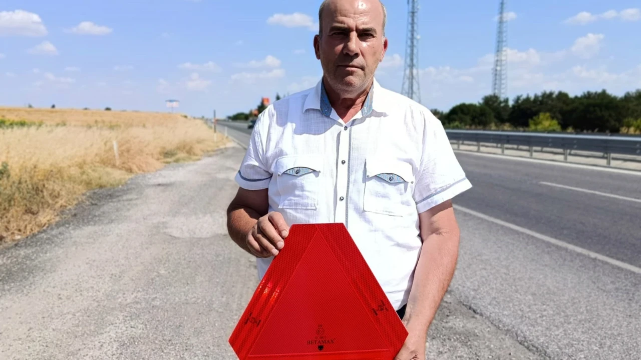 Kardeşinin kazada öldüğü noktadan seslendi: "700 liralık reflektör hayat kurtarır"