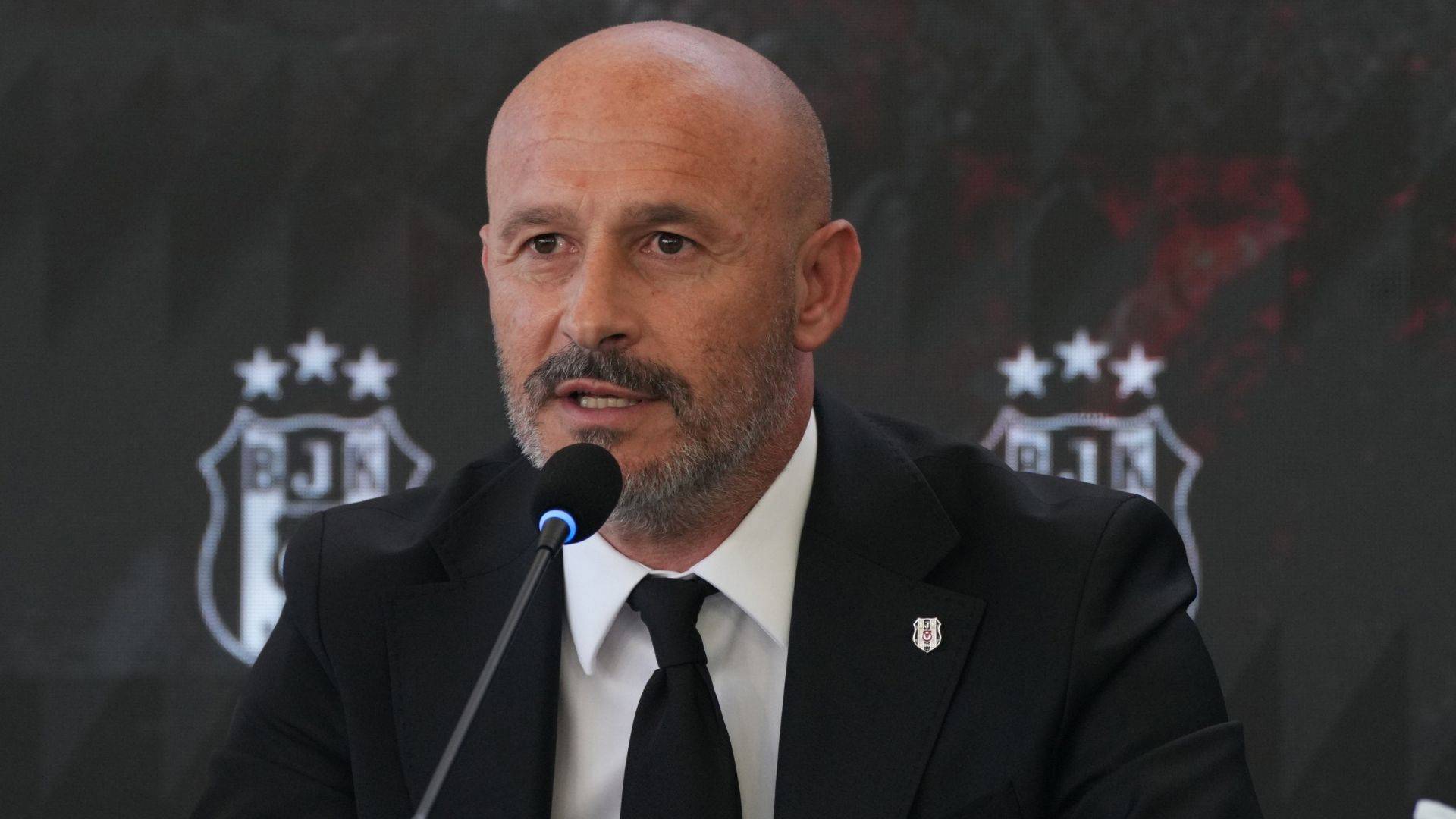 Vincenzo Italiano kadro planlamasına başladı: Beşiktaş'ta 9 yabancı oyuncu gözden çıkarıldı