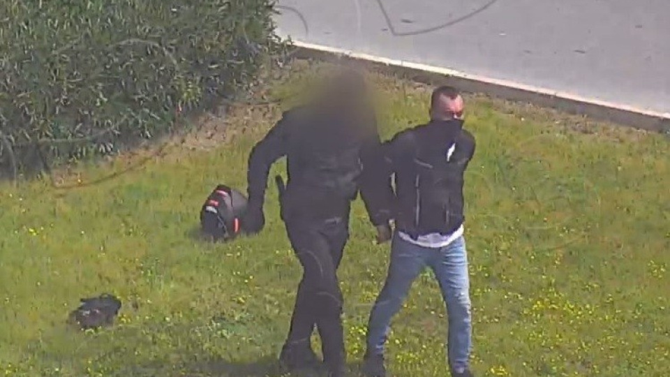 Sahte plakalı motosikletle kaçan hükümlüye 370 bin lira ceza kesildi