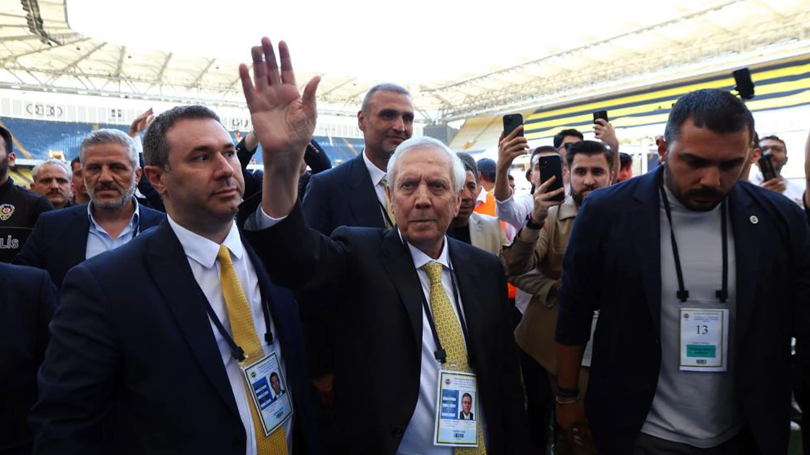 Aziz Yıldırım: Benim Fenerbahçelilere ödenmemiş bir borcum var