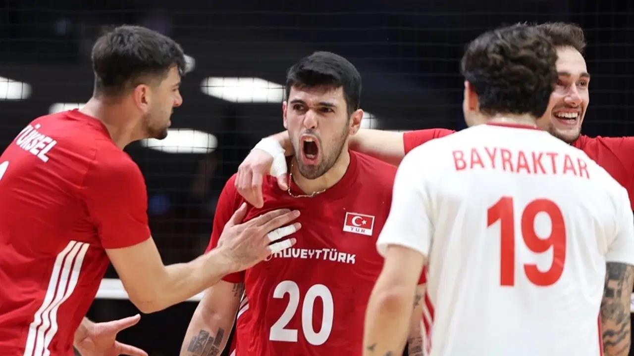 Filenin Efeleri, Kanada'yı karar setinde devirdi