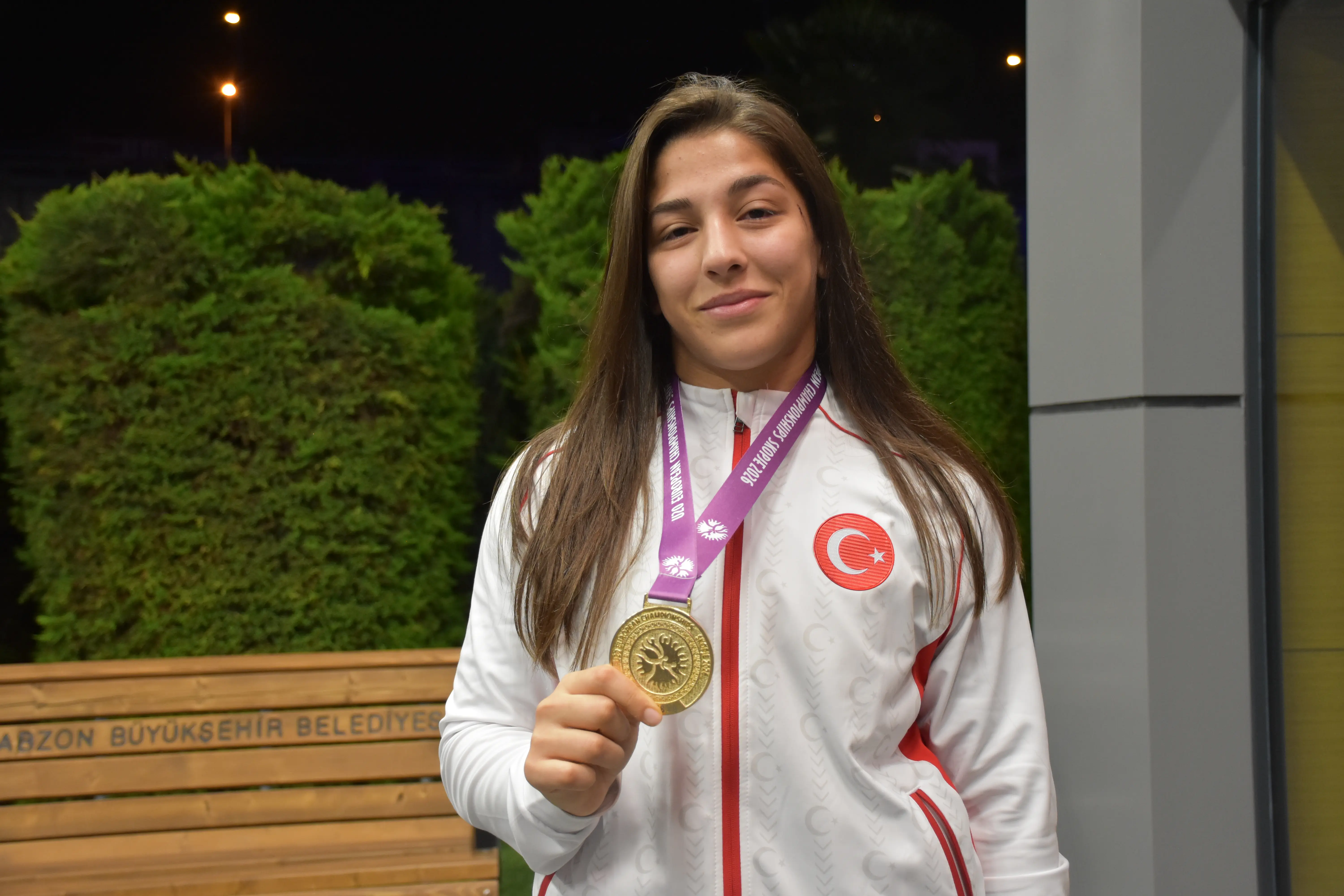Milli güreşçilerden Avrupa Şampiyonası'nda 11 madalya!