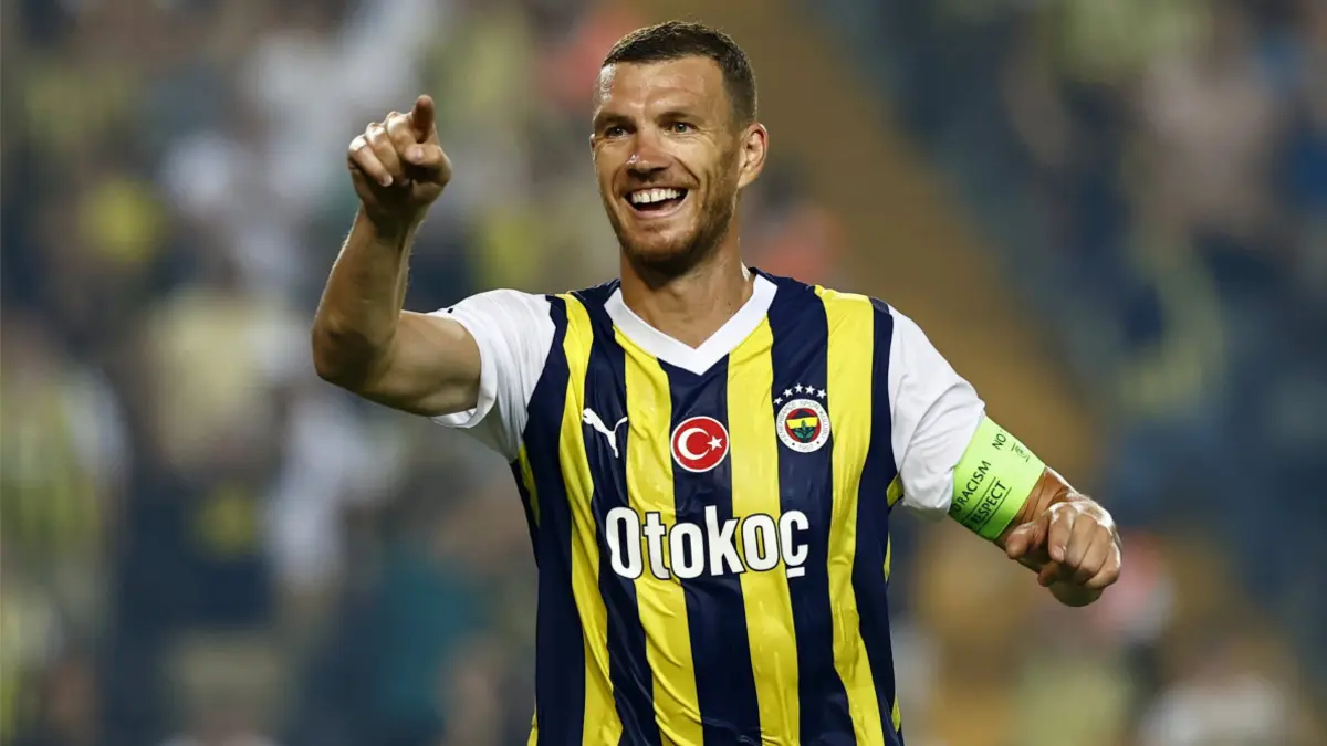 40 yaşında yeni sözleşme! Edin Dzeko imzayı atıyor