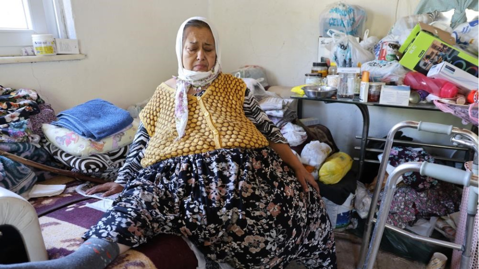 15 yıldır yatağa hasret! Artık üzüntüden değil sevinçten ağlıyor