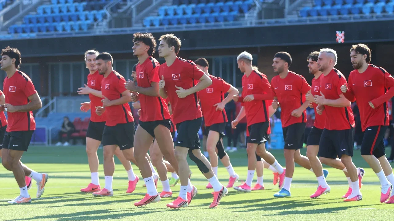 A Milli Takım'ın Paraguay sınavı hazırlıkları bitti! Gözler kritik maçta
