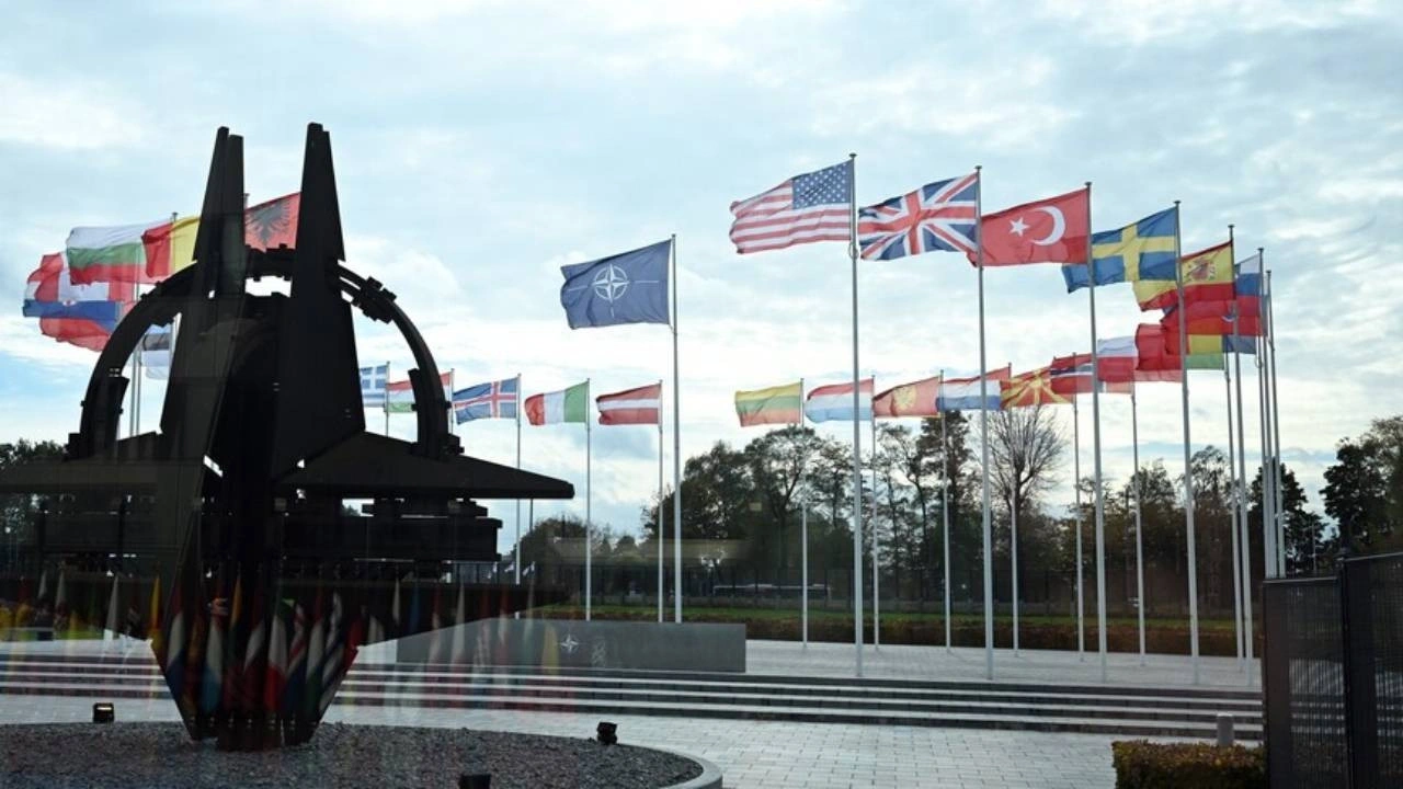 NATO kuruluş anlaşmasını yok saydı! Gazetecilere gerekçe bile sunmadı: Bağımsız medyaya ambargo