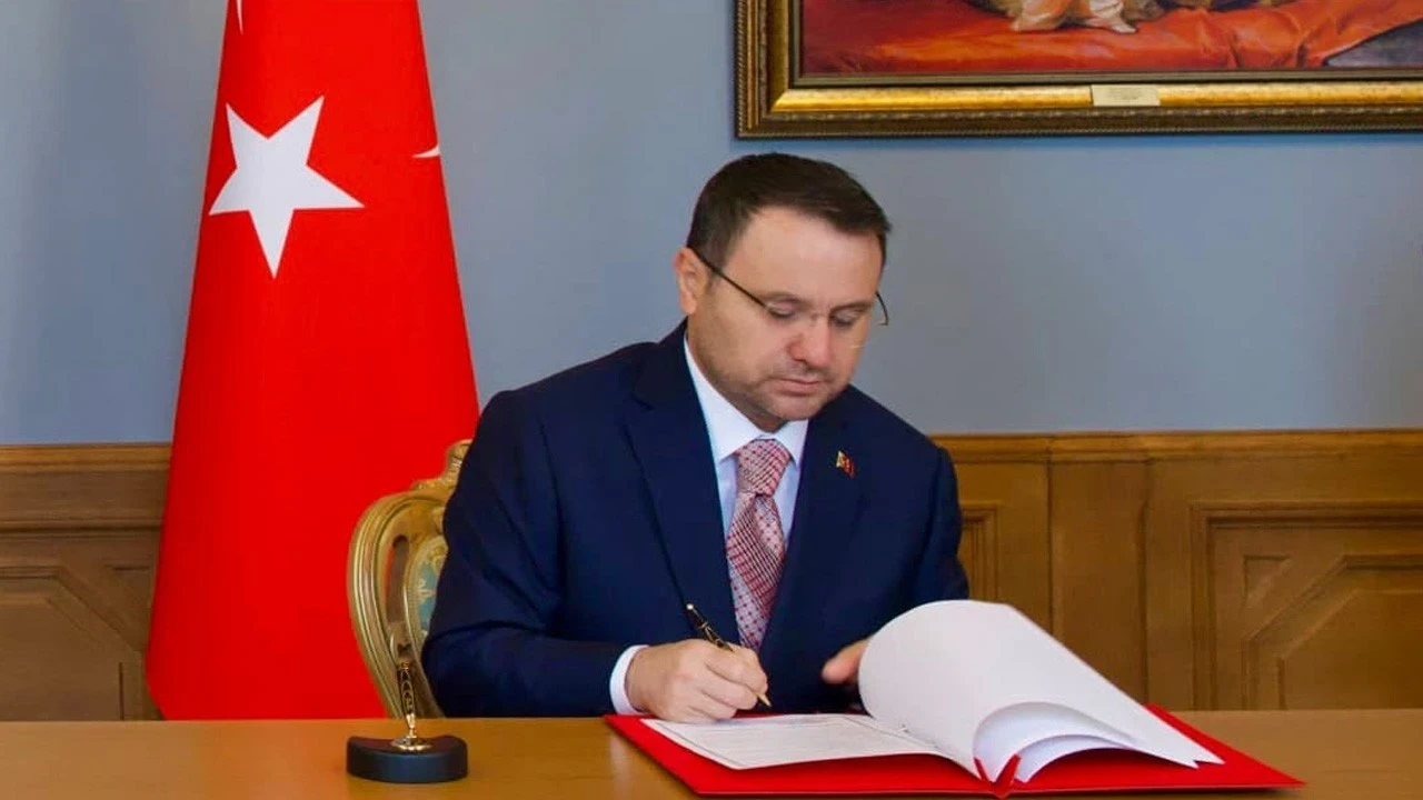 Adalet Bakanlığı’ndan Rusya’da kritik iade teması! Can Dalton” dosyası Rus makamlarına yeniden iletildi! Bakan Gürlek: Dünyanın neresine kaçarlarsa kaçsınlar...