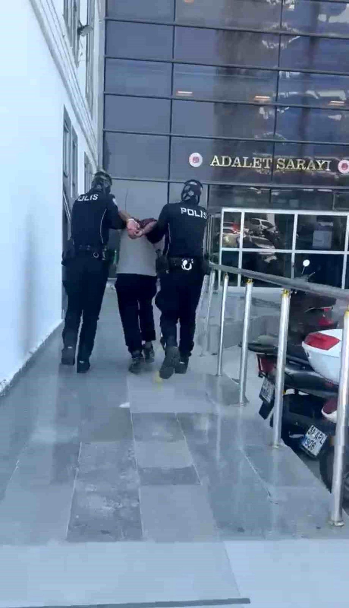 Antakya'da hırsızlık suçundan aranan hükümlü yakalandı