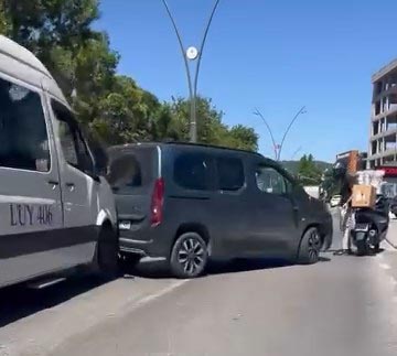 Unutkanlığı pahalıya mal oldu, sinirinden motokuryeyi yumrukladı