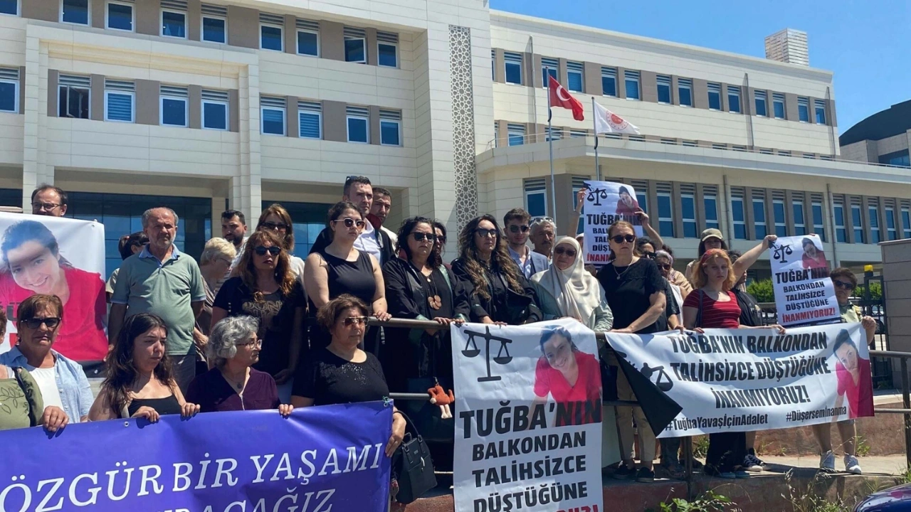 Balkondan düşerek ölen kadın için 'yeterli delil yok' denildi