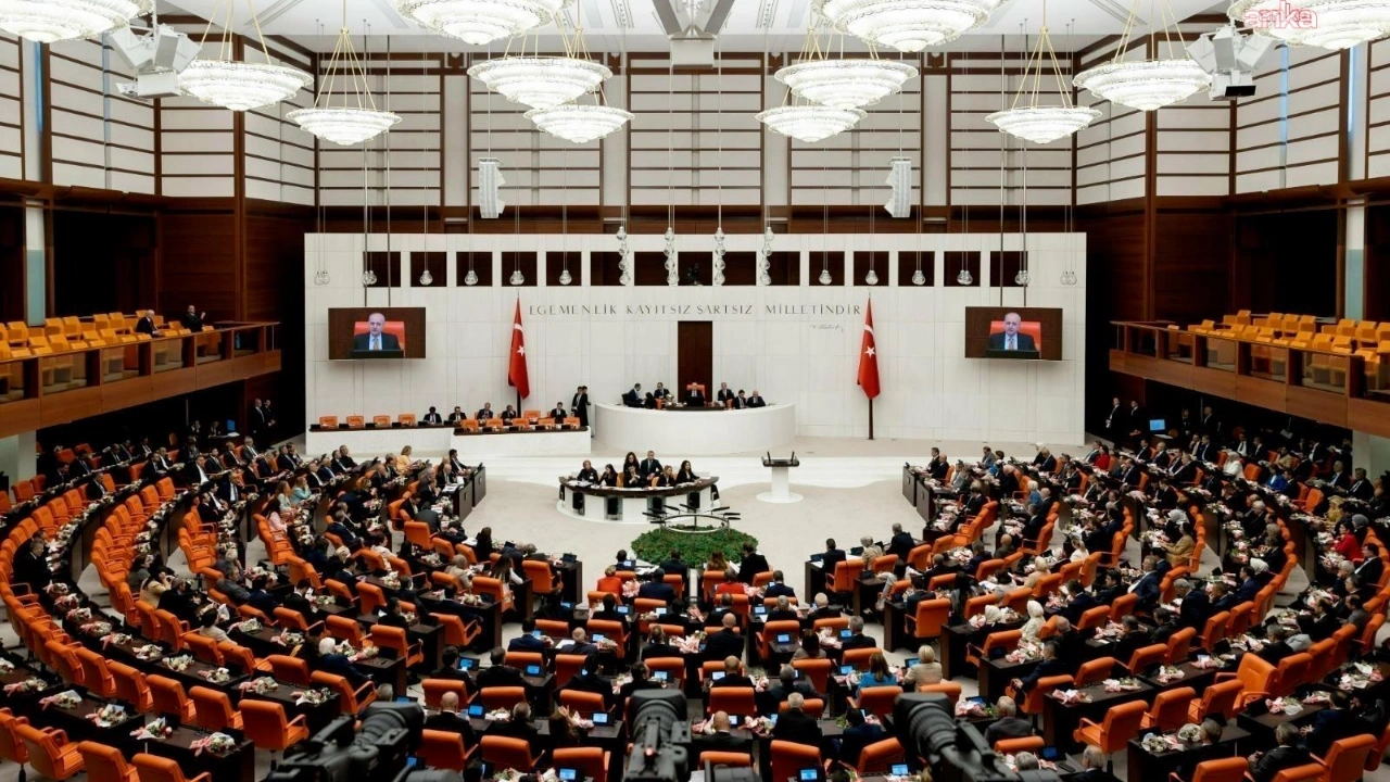 Ak Parti ve MHP'den EPDK araştırmasına ret oyu