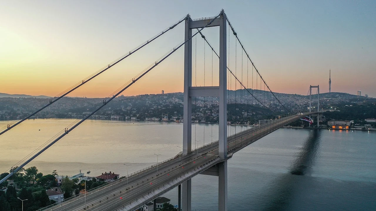 15 Temmuz Şehitler Köprüsü trafiğe kapatıldı