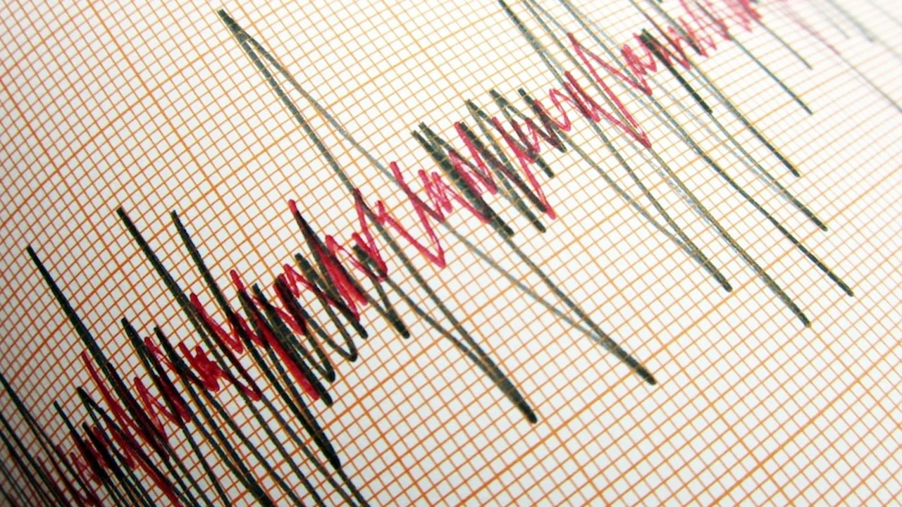 Antalya’da korkutan deprem
