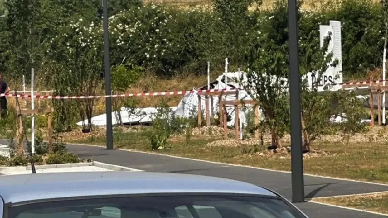 Paraşütçüleri taşıyan uçak düştü! Fransız medyası: 11 kişi hayatını kaybetti