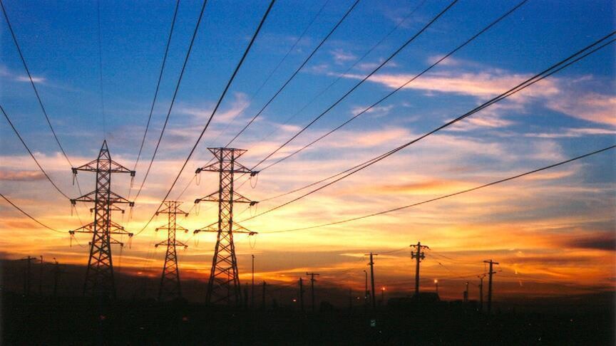 Lisanssız elektrik üretim tesislerinde 10 yıllık YEKDEM sonrası ihtiyaç fazlası enerji fiyatı belirlendi