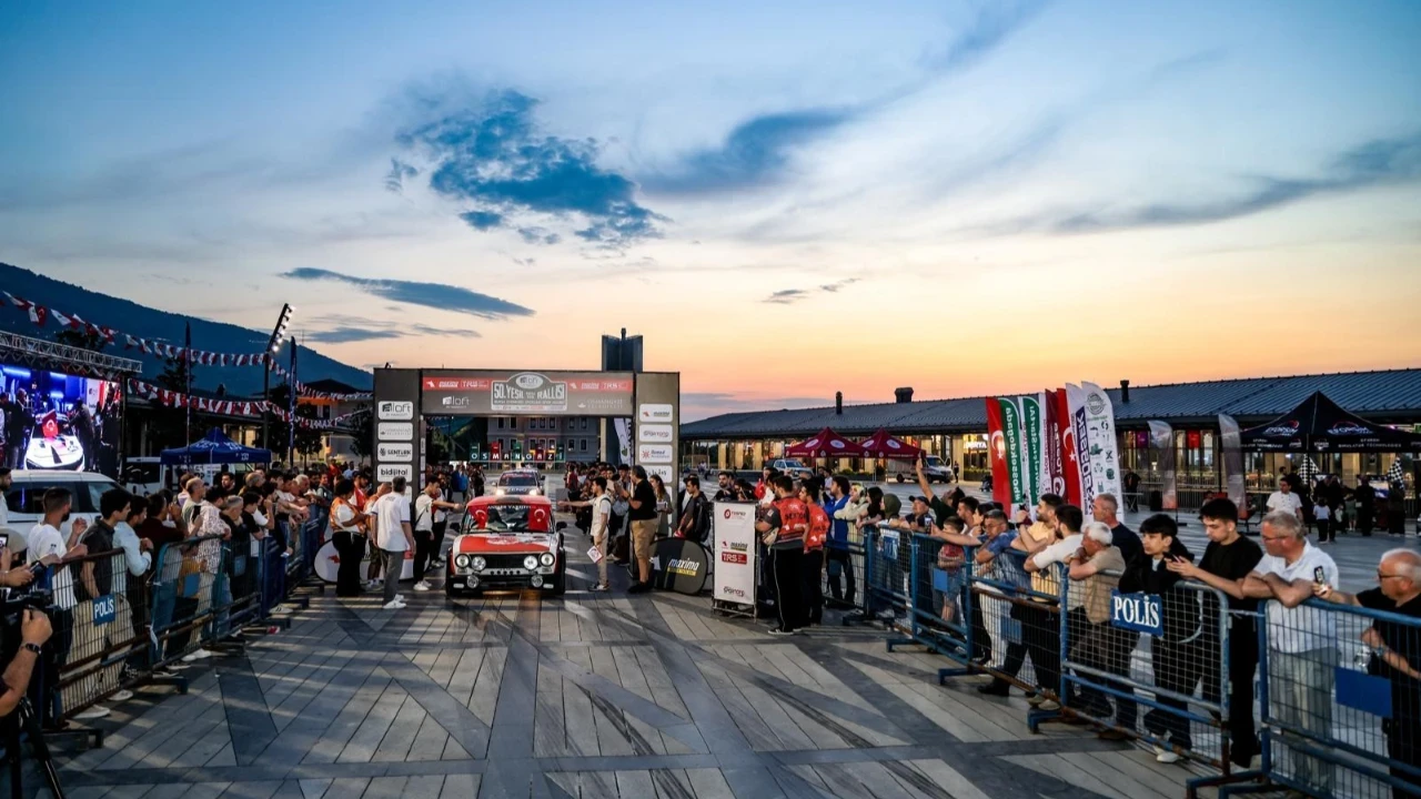 50. Yeşil Bursa Rallisi Osmangazi'den büyük coşkuyla başladı