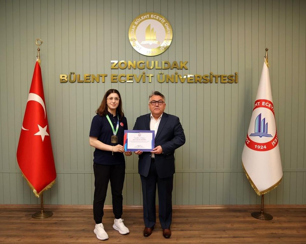 Rektör Özölçer Dünya Şampiyonu Basancı'yı kabul etti